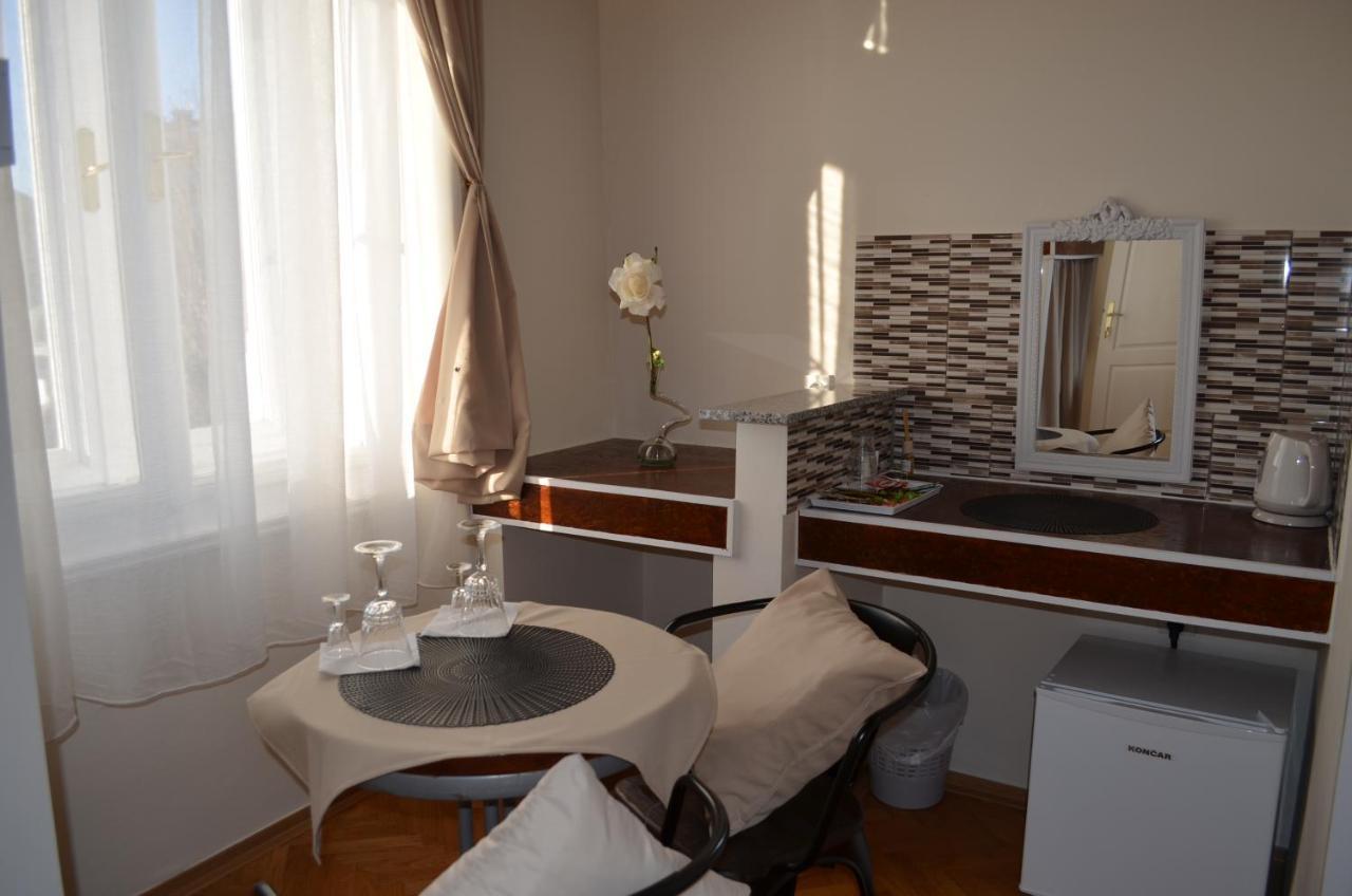 Rooms & Apartments Infinity Ριέκα Εξωτερικό φωτογραφία