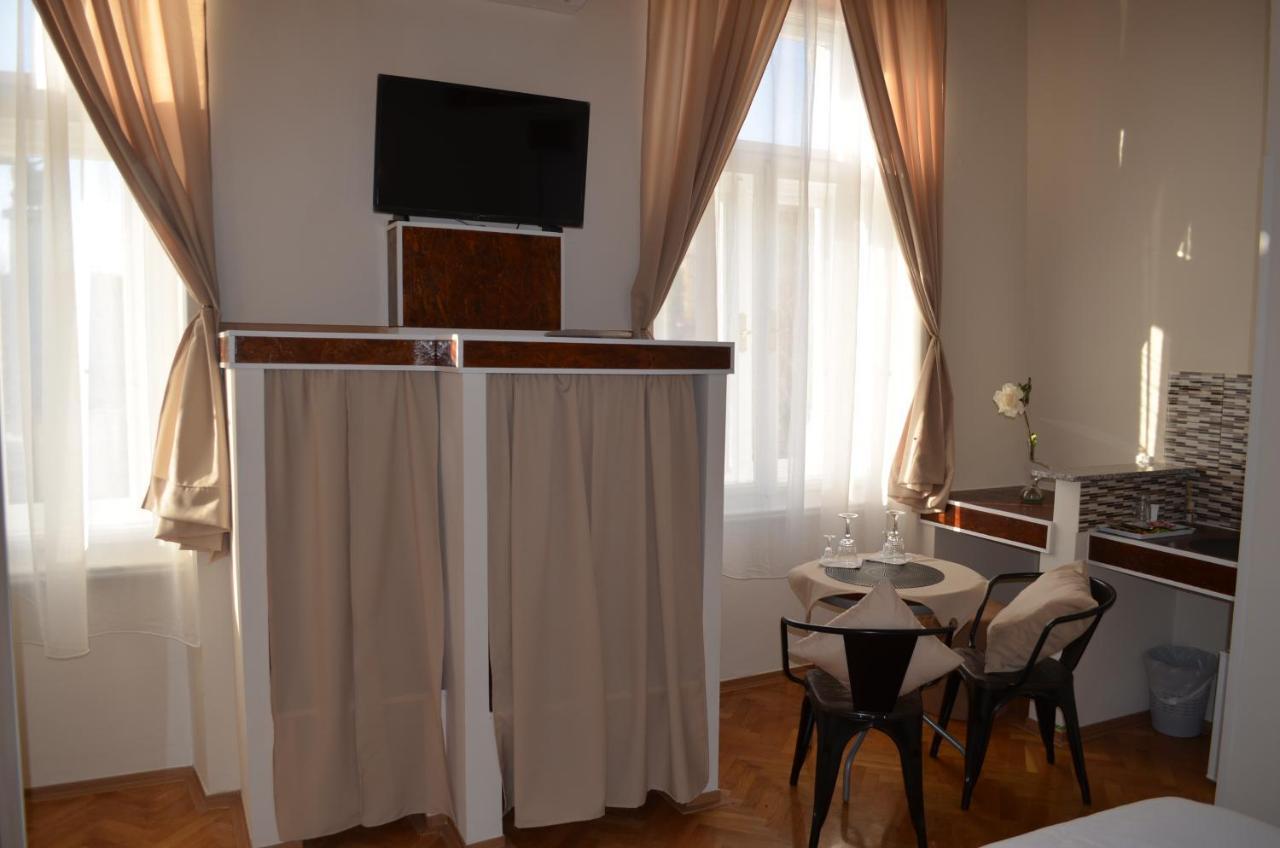 Rooms & Apartments Infinity Ριέκα Εξωτερικό φωτογραφία