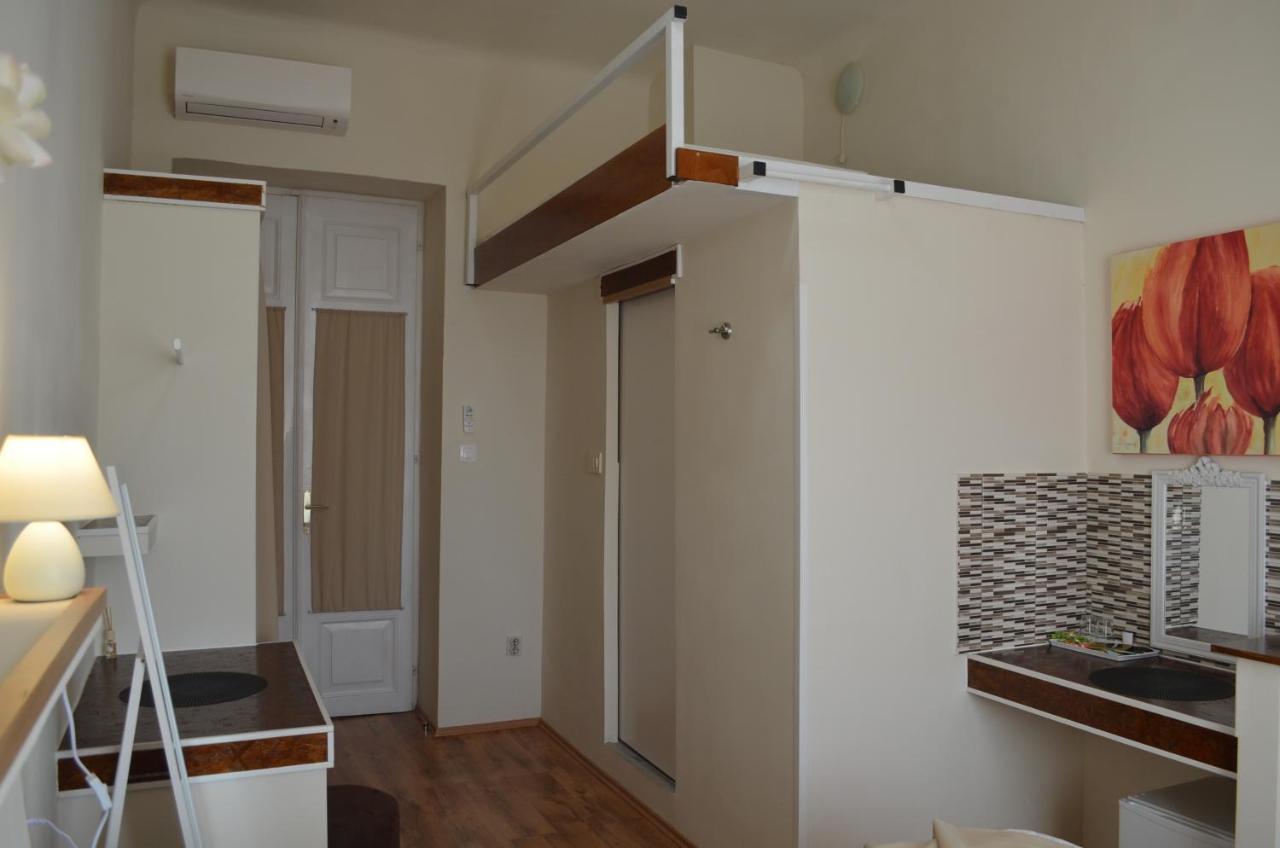 Rooms & Apartments Infinity Ριέκα Εξωτερικό φωτογραφία