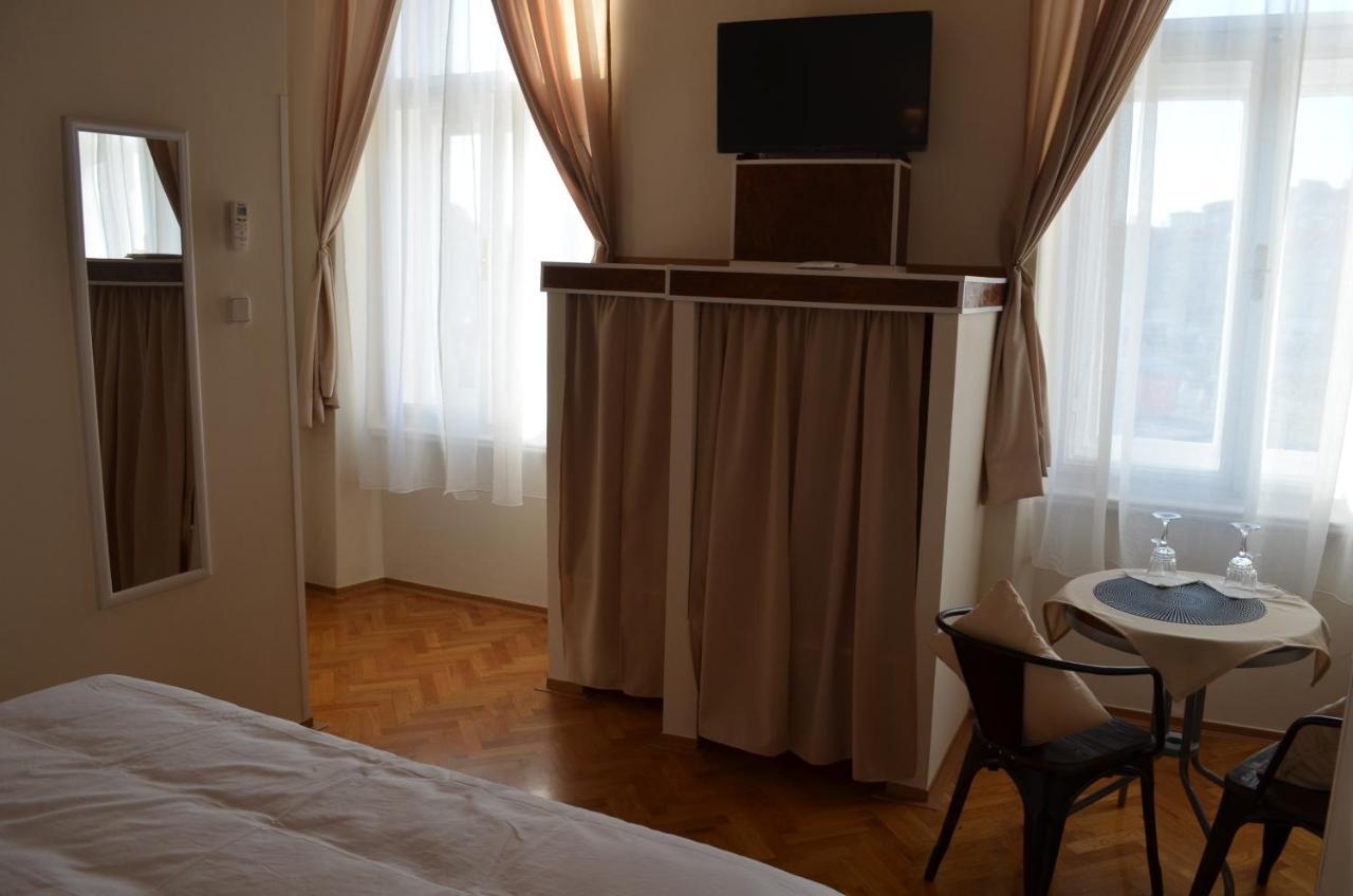 Rooms & Apartments Infinity Ριέκα Εξωτερικό φωτογραφία